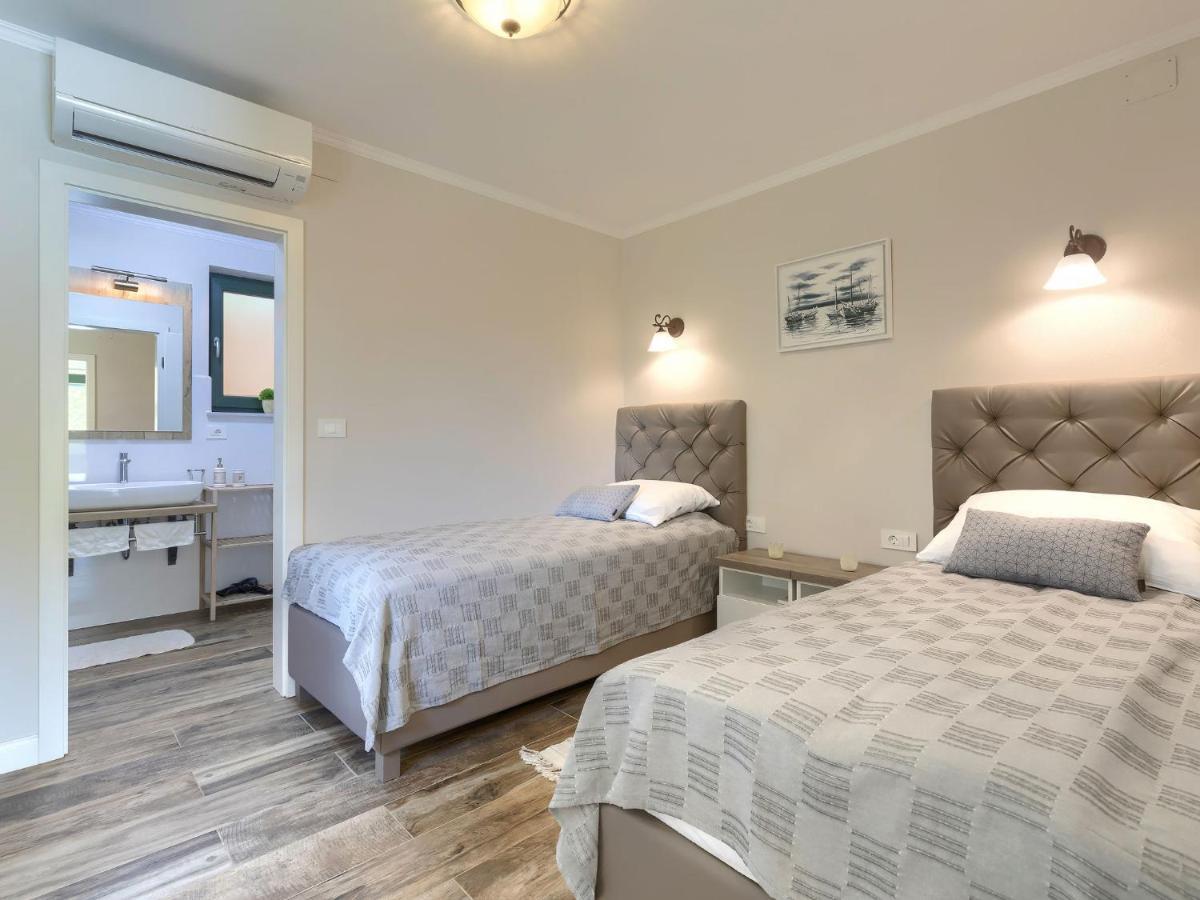 Holiday Home Villa Bernard By Interhome Rovinj Exterior foto